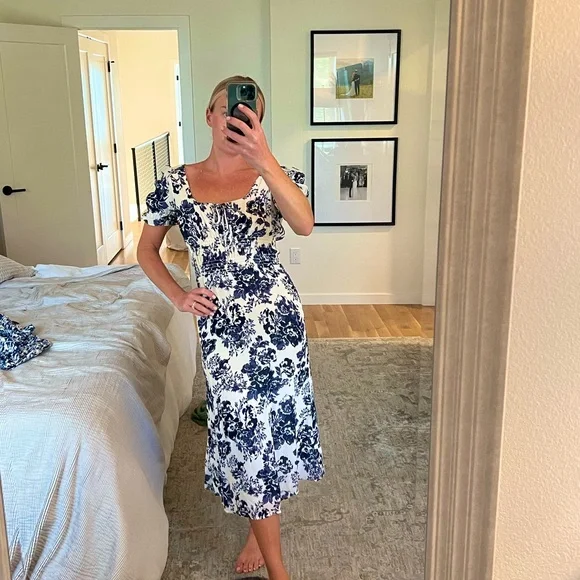 Reformation | Dresses | Reformation Dress Size Small Navy Blue Floral Midi Dress With Sleeves | Poshmark Reformation | Dresses | Reformation Dress Size Small Navy Blue Floral Midi Dress With Sleeves | Poshmark